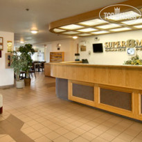 Super 8 Grande Prairie 