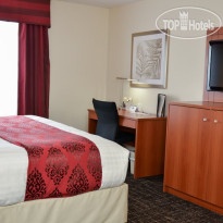 Best Western Thompson Hotel & Suites 