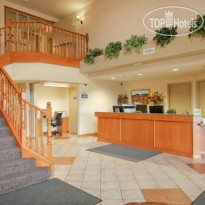 Days Inn And Suites - Thompson 