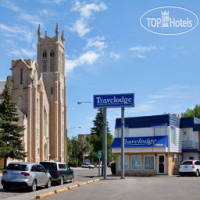 Travelodge Moose Jaw 2*