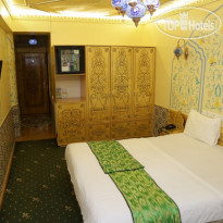 Hon Saroy Hotel 