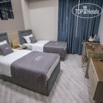 Leader Hotel 