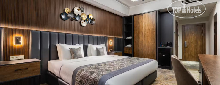 Shamsan Airport Hotel