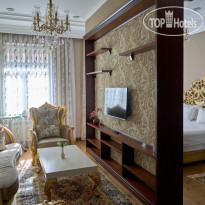 Monday Royal Apart Hotel 