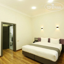 Parklane Hotel 