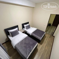 Shosh Apartments 