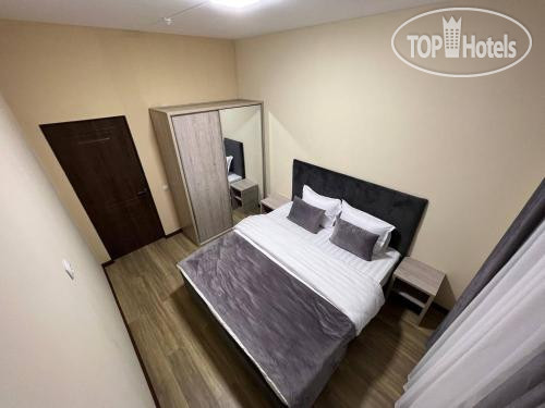 Новые добавленные фото туристов Shosh Apartments