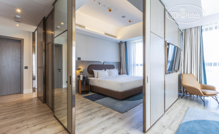 Новые добавленные фото туристов Savitsky Plaza 4*