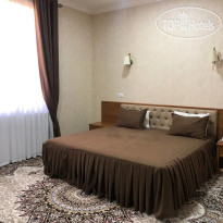 Lokomotiv Hotel 
