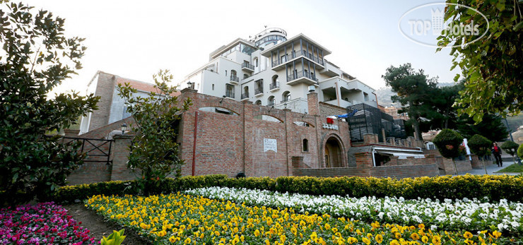 Фотографии отеля  Tiflis Palace 4*