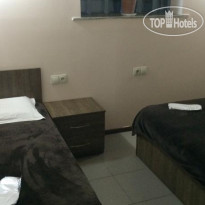 Empire Hotel 