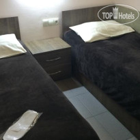 Empire Hotel 