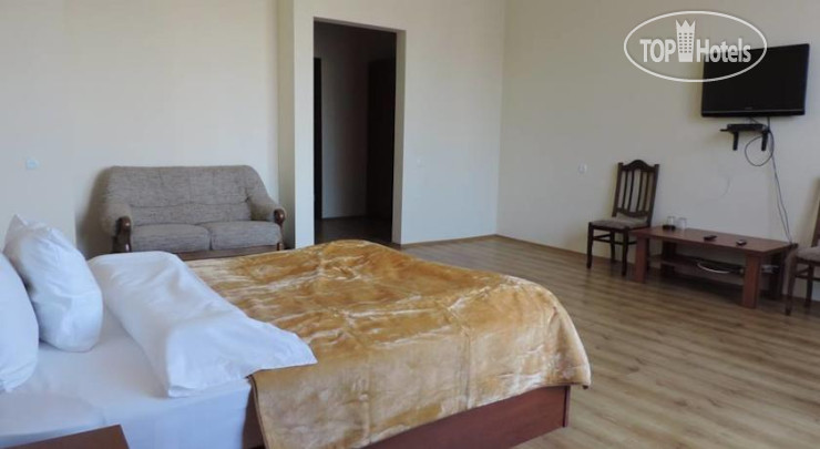 Новые добавленные фото туристов Ortachala Bus Hotel