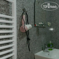 At Gomi 19 Hotel 
