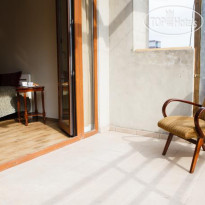 Maia Guest House