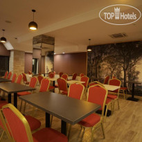 Redline Hotel