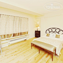 Caravan Hotel 