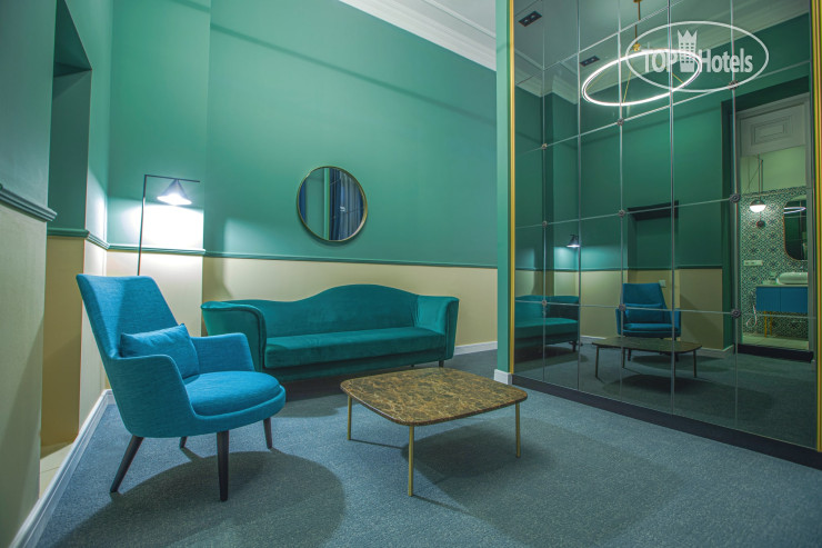 Heritage Hotel and Suites