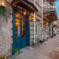 Ethnograph Hotel 
