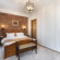 Brooch Hotel 