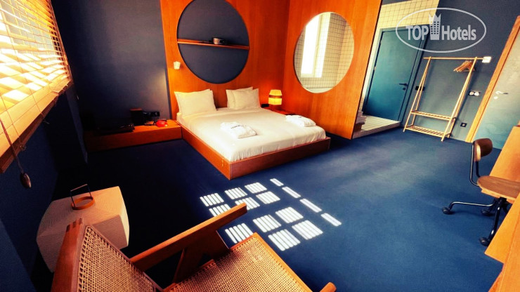 Blueberry Nights Hotel