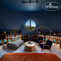 Zorba & Bond Boutique Hotel on the 8TH 