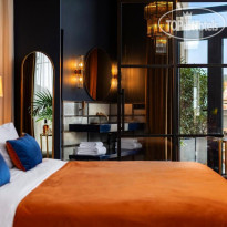 Zorba & Bond Boutique Hotel on the 8TH 