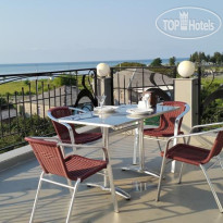 Beach House Hotel