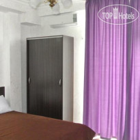 Beach House Hotel