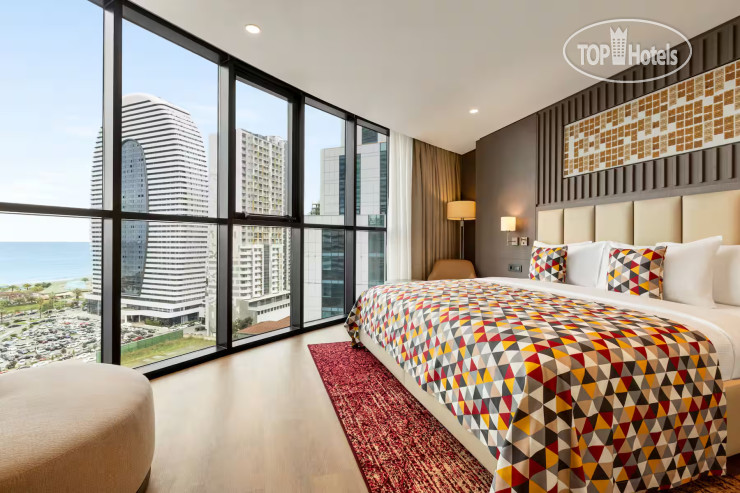 Hotelier's photos Ramada Plaza By Wyndham Batumi 5*