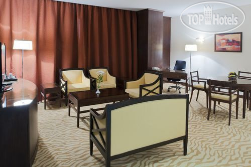 Фотографии отеля  Holiday Inn Riyadh - Olaya 4*