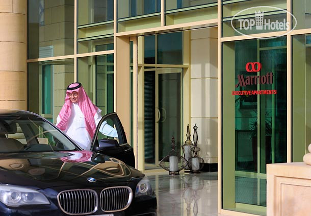 Фотографии отеля  Marriott Executive Apartments Riyadh, Makarim 5*