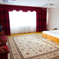 Azamat Hotel 