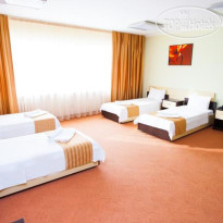 Azamat Hotel 