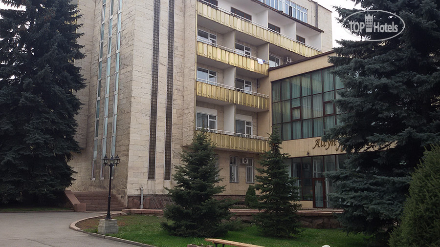 Детская санатория алатау. Магнитотерапия алма. Пансионат каргалы в алматы. Алма в санатории. Алма процедура в санатории.