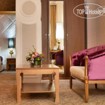 Teatro Boutique Hotel В каждом номере : кровати орто