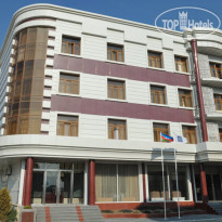 Royal Hotel 