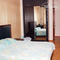 Three Room Apartment on Aga Neimatulla Street 