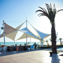 The Crescent Beach Hotel Baku 
