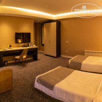 Parkway inn Hotel & Spa