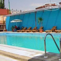 Bomo Regineh Hotel 