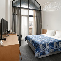 Dilijani Tun Hotel & Restaurant 