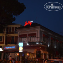 Jolly Hotel 