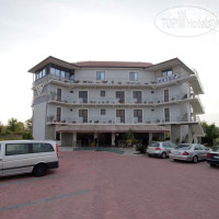 Verzaci Hotel  3*