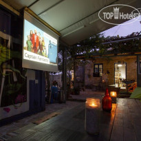 Himara Hostel 