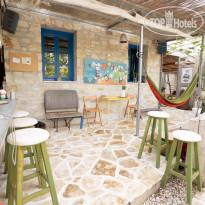 Himara Hostel 