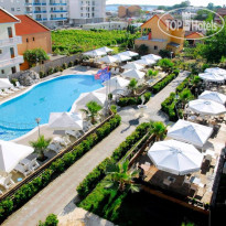 Godija Hotel & Suites 