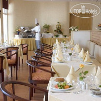 Golden Tulip Farah Khouribga 