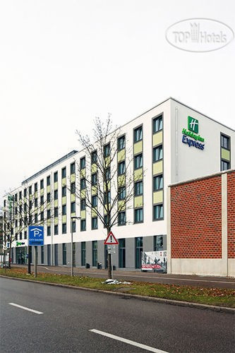 Фото Holiday Inn Express Augsburg