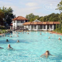 12 Baume Hotel